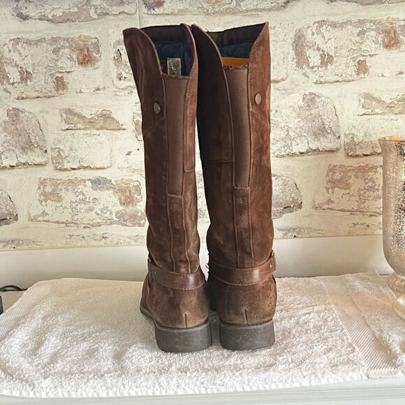 The North Face Bridgeton
Equestrian Style Brown Suede Boot Sz 10.5 - Picture 2 of 6